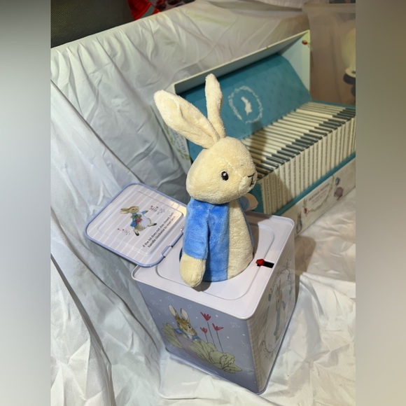 Beatrix Potter The World of Peter Rabbit Original Books 1-23 toy Jack in the box - Picture 12 of 16